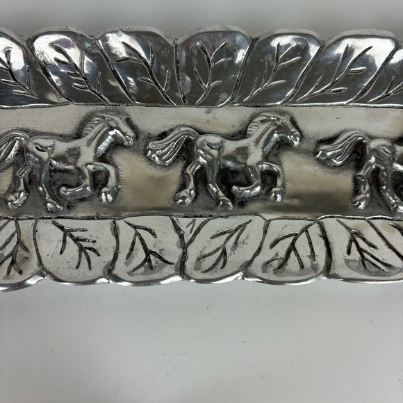 Metal Silver Tone Oblong Horse/Equestrian Tray - Picture 4 of 10